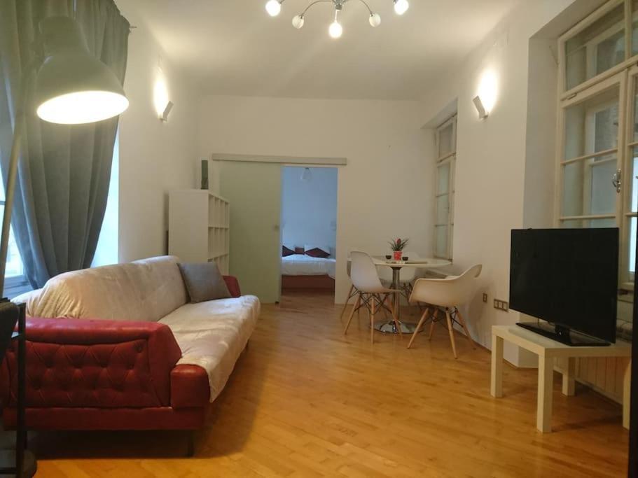 Apartment Rahela ซาเกร็บ ภายนอก รูปภาพ