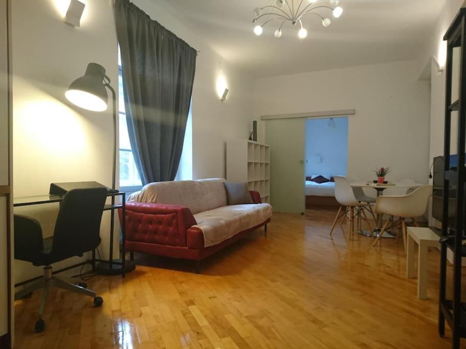 Apartment Rahela ซาเกร็บ ภายนอก รูปภาพ
